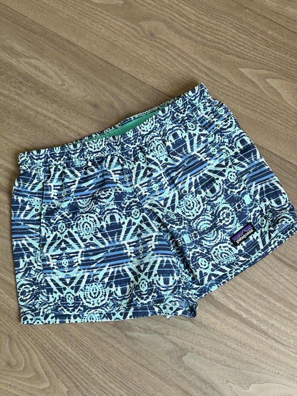 Patagonia Girls Baggies Shorts Blue/Teal Geometric Print, Medium 10